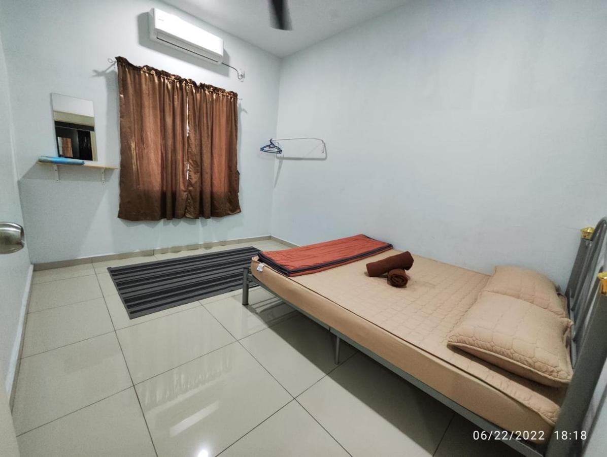 Oyo Homes 90679 Bahari Homes Malacca Ngoại thất bức ảnh