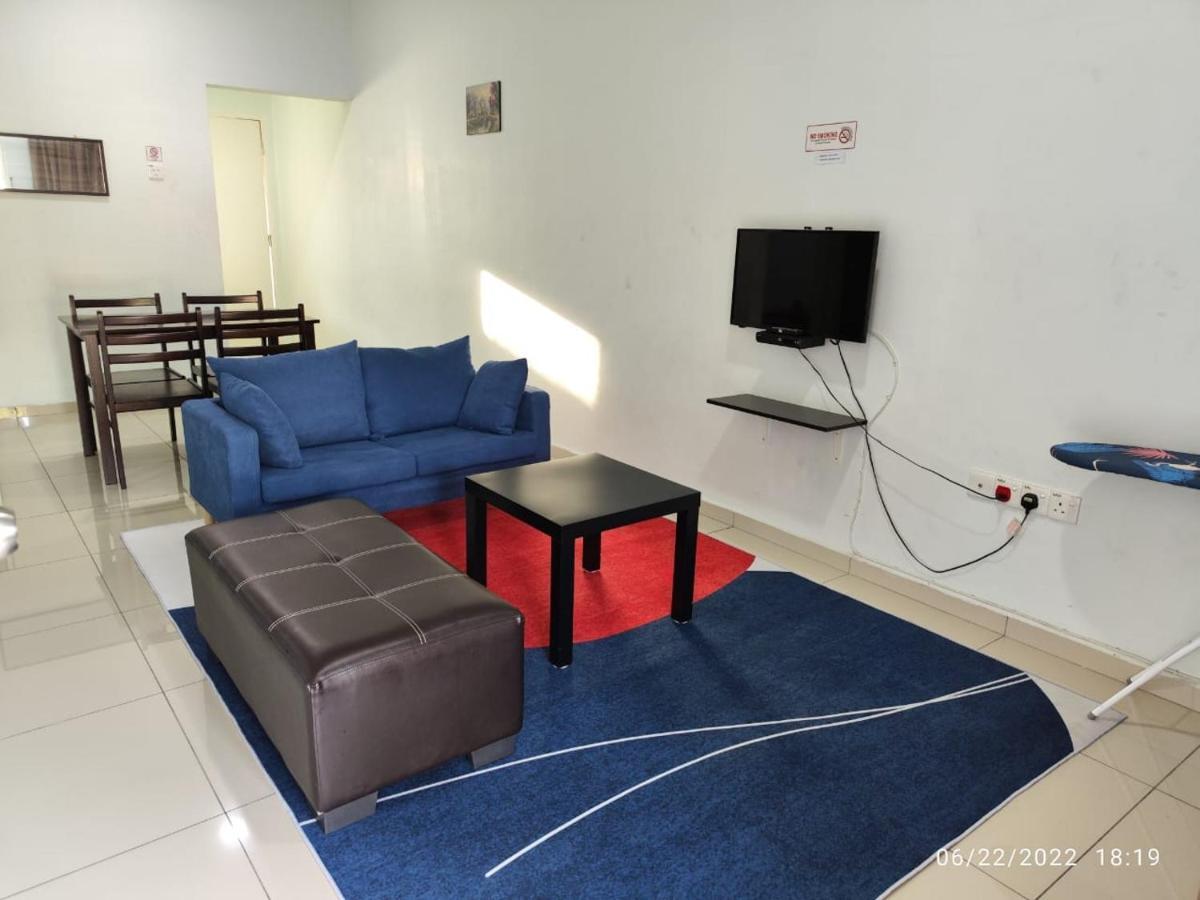 Oyo Homes 90679 Bahari Homes Malacca Ngoại thất bức ảnh